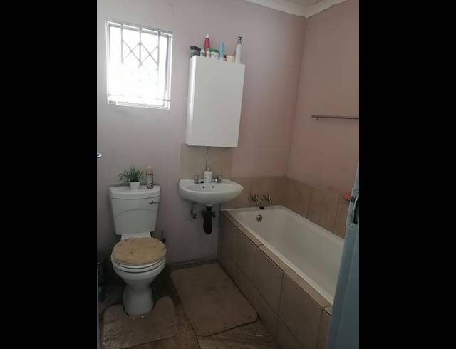 2 BEDROOM PROPERTY TO RENT IN SAVANNA CITY